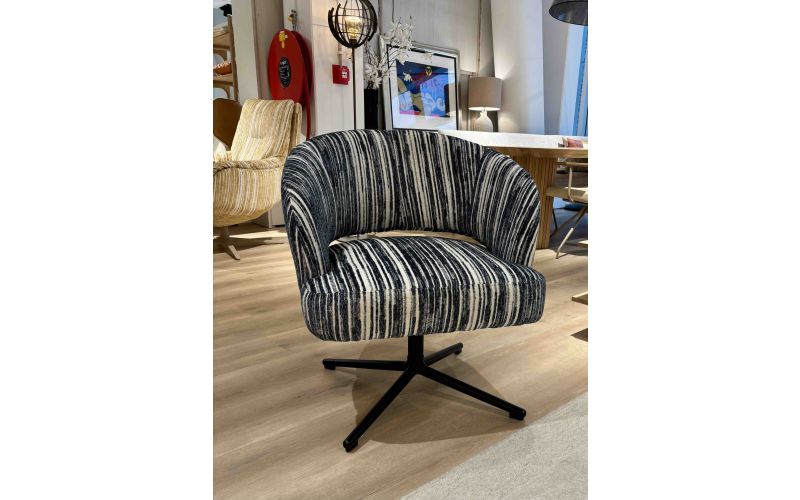 ROUND DONUT FAUTEUIL SHOWMODEL AMSTERDAM