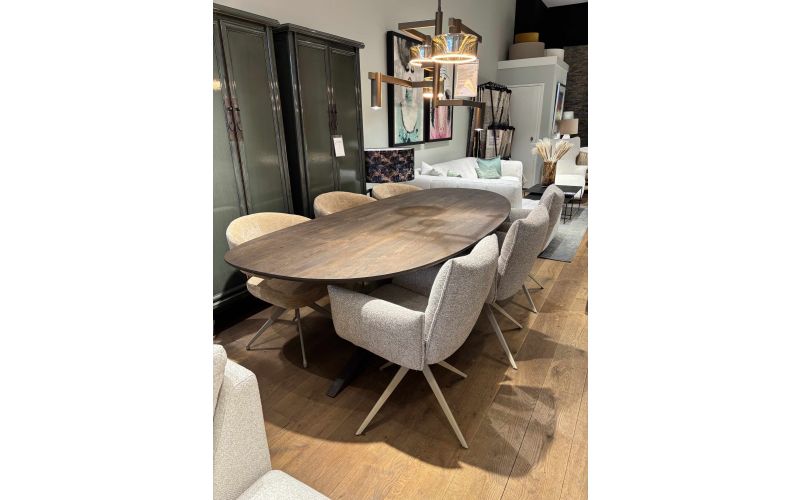 ORGANIC PEBBLE DINING TABLE